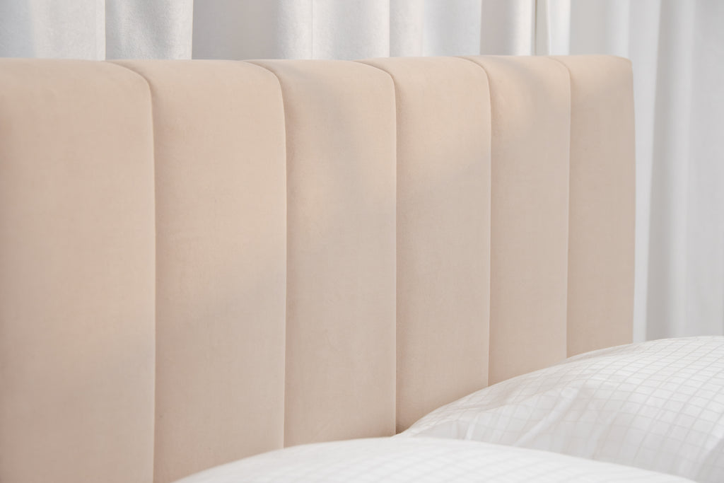 Łóżko Tapicerowane Stella – Elegancja i Komfort
